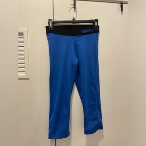 Blue Nike Pro Capri Leggings Size M
